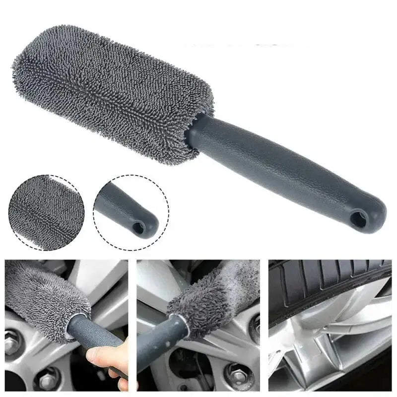 Brosse de nettoyage voiture avec poils doux pour éviter les rayures